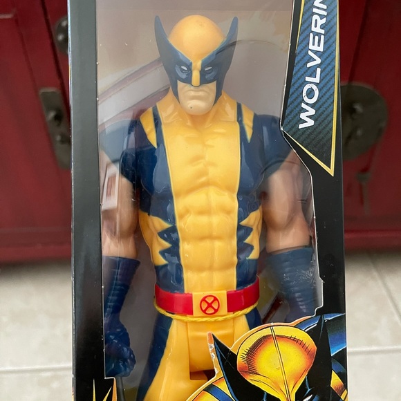 Hasbro Marvel Titan Hero Series Wolverine 12" Figure New in Box Ages 4+. - Picture 5 of 6